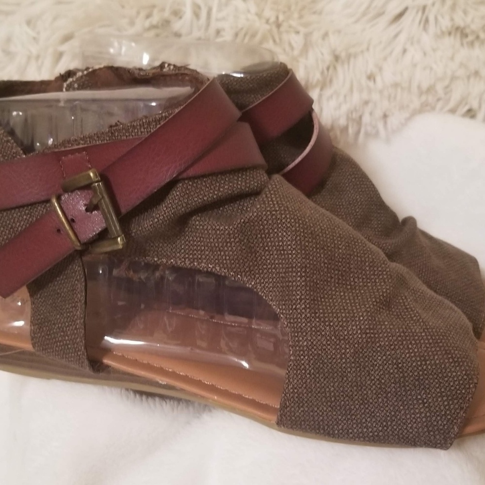 Pierre Dumas Brenna 8.5 NIB